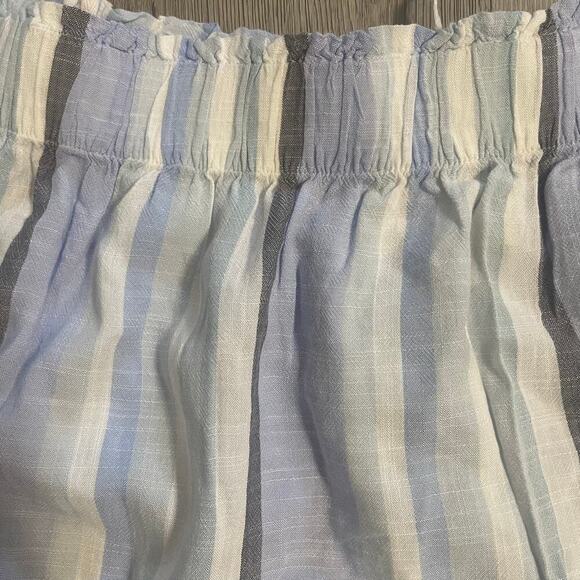 Cloth And Stone Off The Shoulder Top Size Medium Blue And White Short Sleeve - Picture 9 of 13